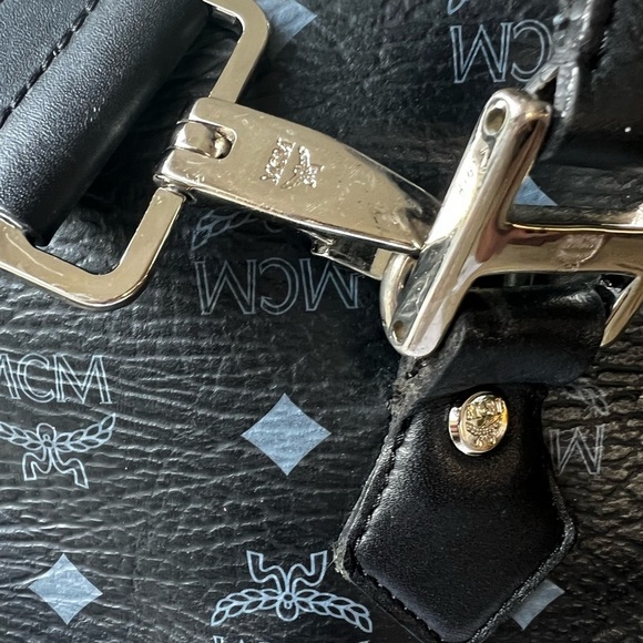 MCM lion tote / LIMITED EDITION - Picture 5 of 12